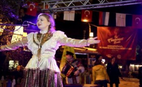 Rusya Gecesinde Karlov Unutulmadı