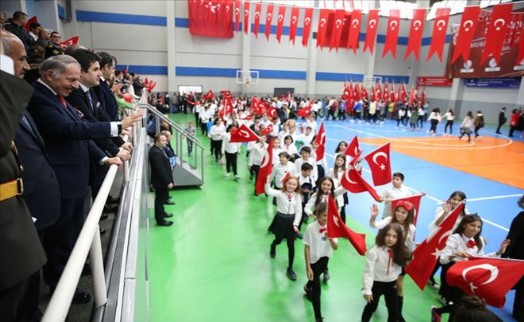 CUMHURİYET BAYRAMI BAYRAMPAŞA´DA COŞKUYLA KUTLANDI