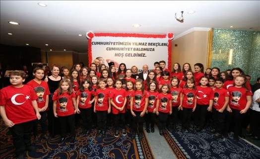 Başkan Akgün: 'Her şeyimizi Cumhuriyete Borçluyuz'