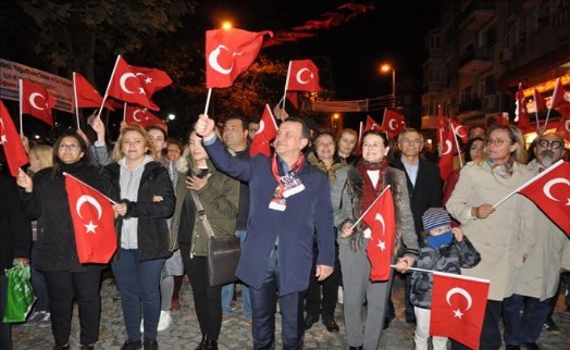 SİLİVRİ´DE 7´DEN 70´E CUMHURİYET COŞKUSU