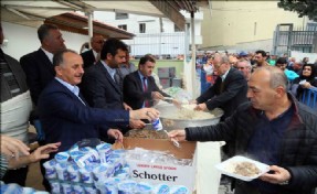 ?Bağcılar´da Yaşayan Selanikliler ?Türbe Dede Pilavı´nda Buluştu?