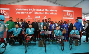 Engelli Atletler Maratona Damga Vurdu