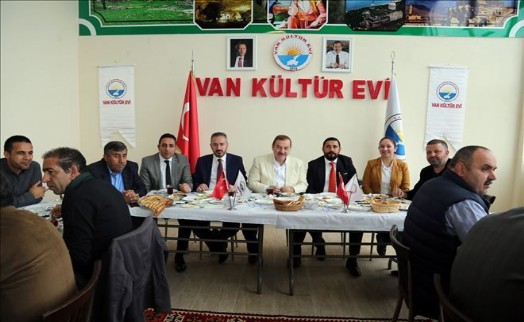 VAN KÜLTÜR EVİ´NİN YENİ YERİNDE İLK KAHVALTI