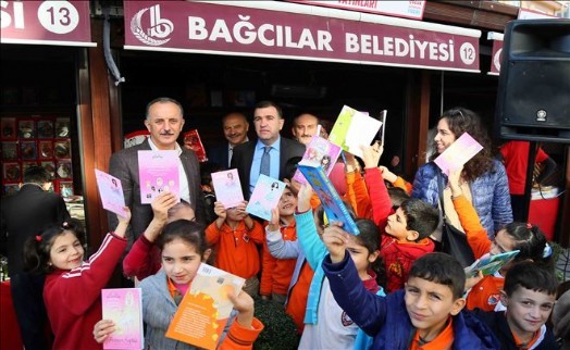 Bağcılar´da Çocuklar İçin Kitap Fuarı Açıldı