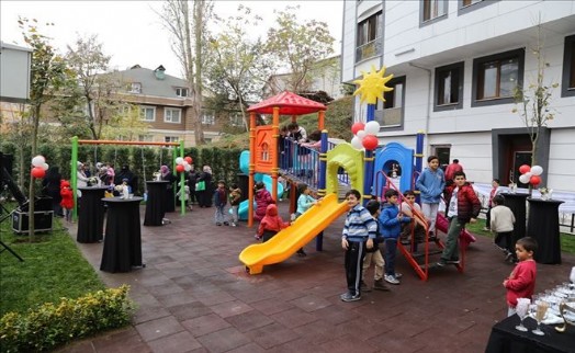 ÇOCUKLAR PARKLARINI AÇTI