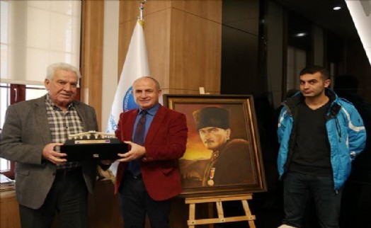 Başkan Akgün: ?Okul Yaptıranlara Şükranlarımı Sunuyorum?