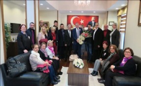 Başkan Cem Kara´nın Öğretmenler Günü Kutlandı