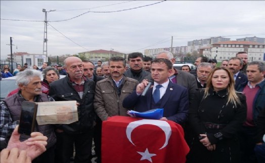 Büyükçekmece Çakmaklı Mahallesi Çöp İstasyonuna İsyan Etti