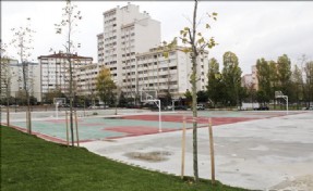 BEYLİKDÜZÜ´NE YENİ ÇOK AMAÇLI SPOR SAHALARI