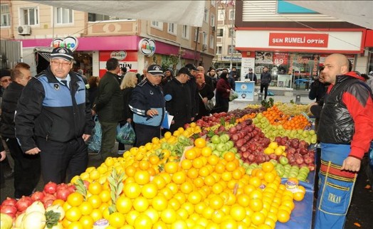 Gaziosmanpaşa Belediyesi´nden Pazar Denetimi