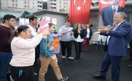 SARIYER´DE ENGELLİ ÇOCUKLARIN SEVİNCİ DUYGULANDIRDI