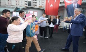 SARIYER´DE ENGELLİ ÇOCUKLARIN SEVİNCİ DUYGULANDIRDI