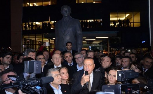 ATAŞEHİR BELEDİYE BAŞKANI BATTAL İLGEZDİ: 'BU BİR SİYASÎ TAVIRDIR!'