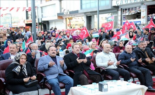 ESENYURT´TA, 'KUDÜS YALNIZ DEĞİL!' MİTİNGİ DÜZENLENDİ