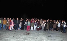 Enderunlu Çocuklar Meteor Yağmurunu İzlemek İçin Kamp Kurdu