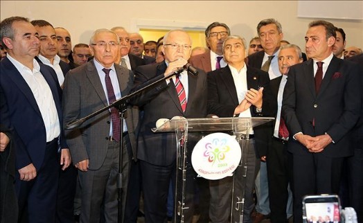 ATAŞEHİR´DE BAŞKAN İLGEZDİ´NİN VEKİLİ İLHAMİ YILMAZ OLDU
