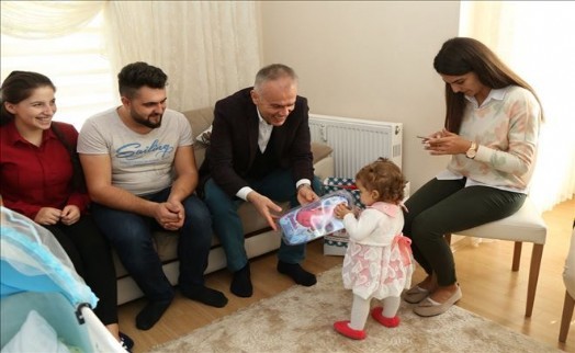 BAŞKAN POYRAZ´DAN HOŞ GELDİNİZ ZİYARETLERİ DEVAM.EDİYOR