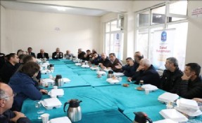 Başkan Remzi Aydın´dan Özlem Çarşısı Esnafıyla Toplantı