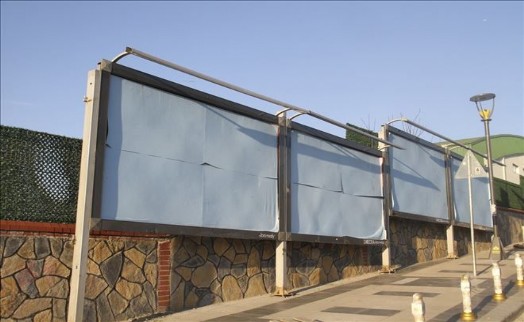 Sultanbeyli´de Billboardlar Yenileniyor