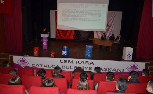 Çatalca´da Öğretmenlere ?Geri Dönüşüm? Konulu Seminer Verildi