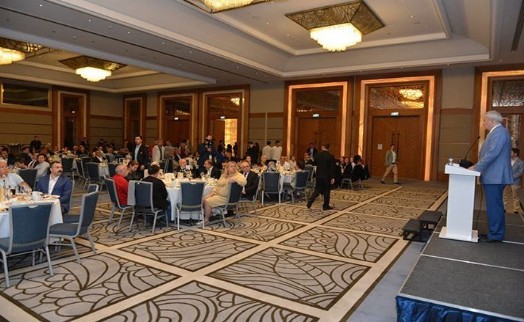 ŞİŞLİ BELEDİYESİ ŞEHİT VE GAZİ AİLELERİ´YLE İFTARDA BULUŞTU