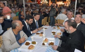 GÖNÜL SOFRALARI HATAY´DA KURULDU