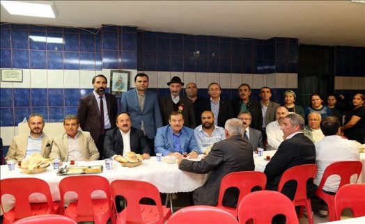 BAŞKAN KADIOĞLU CANLAR İLE ORUÇ AÇTI