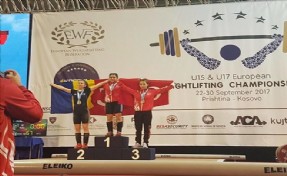 Arnavutköy Belediye Sporlu Milli Haltercilerden 6 Madalya