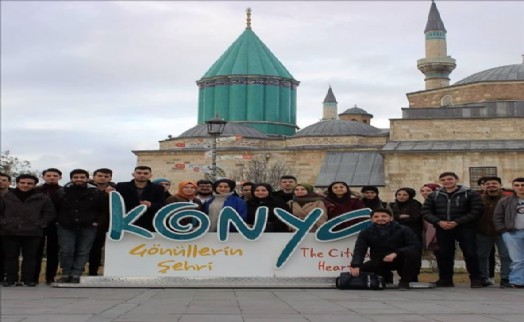 Bağcılarlı Gençler Konya´ya Çıkarma Yaptı