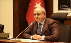 Başkan Akgün: 'Yerleri Doldurulamayacak İki Önemli Değerimizi Yitirdik'