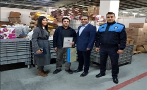 ESENYURT´TA BELEDİYE RUHSATI İŞYERİ´NDE BİZZAT VERİLİYOR