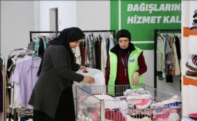 Sevgi Eli Market, Büyükçekmece´de Her Ay Bin Kişiyi Giydiriyor