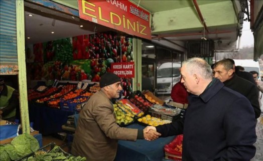 Başkan Remzi Aydın Okul ve Esnaf Ziyaretlerine Devam Ediyor