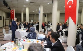 BAŞKAN KILIÇ ESKİ VE YENİ DÖNEM MECLİS ÜYELERİYLE BULUŞTU
