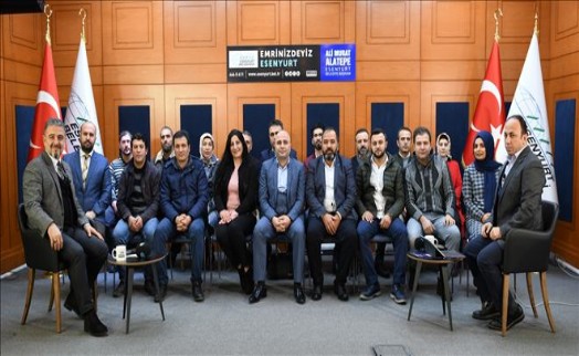 Esenyurt´ta kapalı pazara geçen seyyarlar memnun