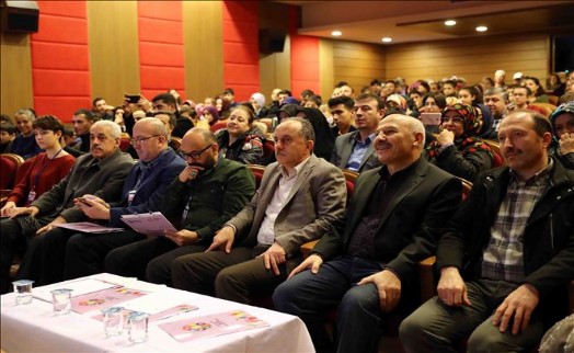 Enderunlu gençler Yerli Malı Haftası´nda hünerlerini sergiledi