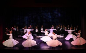 KÜÇÜKÇEKMECE´DE MUHTESEM VUSLAT GECESİ