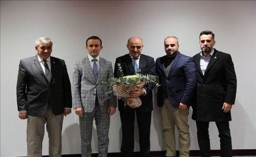 HAT SANATININ İNCELİKLERİ KAĞITHANE´DE KONUŞULDU