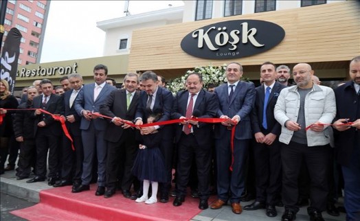 Esenyurt´ta ´Köşk Lounge´nin Açılışını İlçe Protokolü Yaptı
