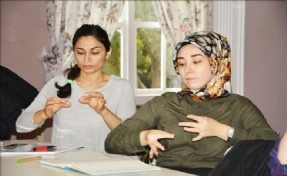 Eyüpsultan Şeker Hayat´ta İşaret Dili Eğitimleri Başlıyor