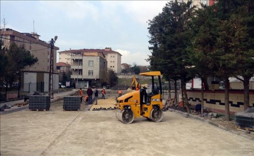 Büyükçekmece Belediyesi´nden Yol Yapım Seferberliği