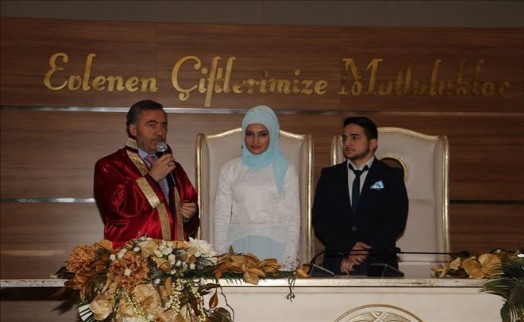 ÇEKMEKÖY´DE  14 ŞUBAT´TA 40 NİKAH