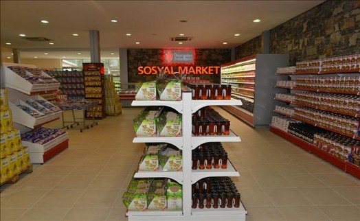 ÜMRANİYE BELEDİYESİ SOSYAL MARKETLERİYLE YÜZLER GÜLÜYOR