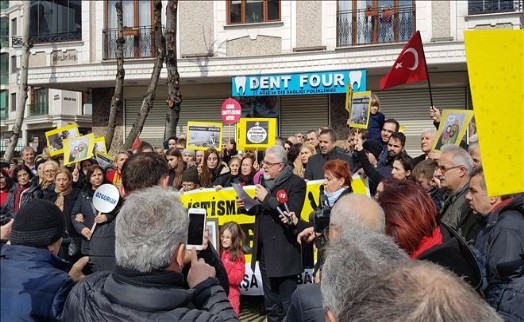 CHP BAYRAMPAŞA ´İSTİSMARA SUSMA!´ DEDİ