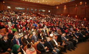 KÜÇÜKÇEKMECE´DE İSTİKLAL MARŞIMIZIN 97. YIL DÖNÜMÜ KUTLANDI