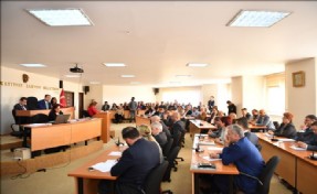 Maltepe Belediye Meclisi´nde Seçim Heyecanı