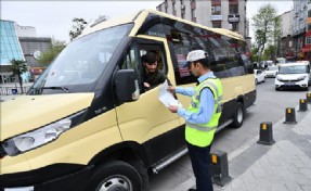 Gaziosmanpaşa Zabıta Ekipleri Ulaşımda Konfor İçin Minibüsleri Denetledi
