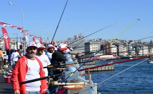 FATİH BELEDİYESİ BALIK FESTİVALİ’NDE 'RASTGELE' YARIŞMASI