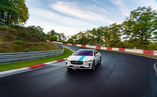 JAGUAR I-PACE RACE ETAXI İLE UNUTULMAZ BİR DENEYİM