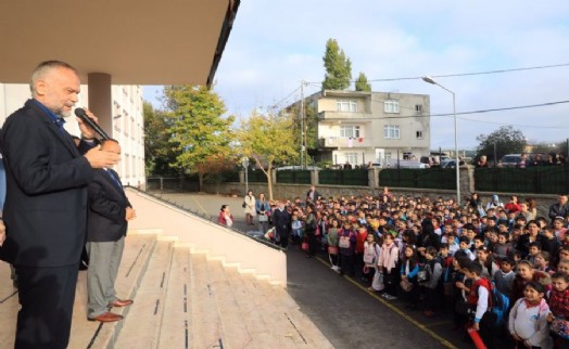 BAŞKAN POYRAZ, ALEMDAĞ İLKOKULU’NU ZİYARET ETTİ